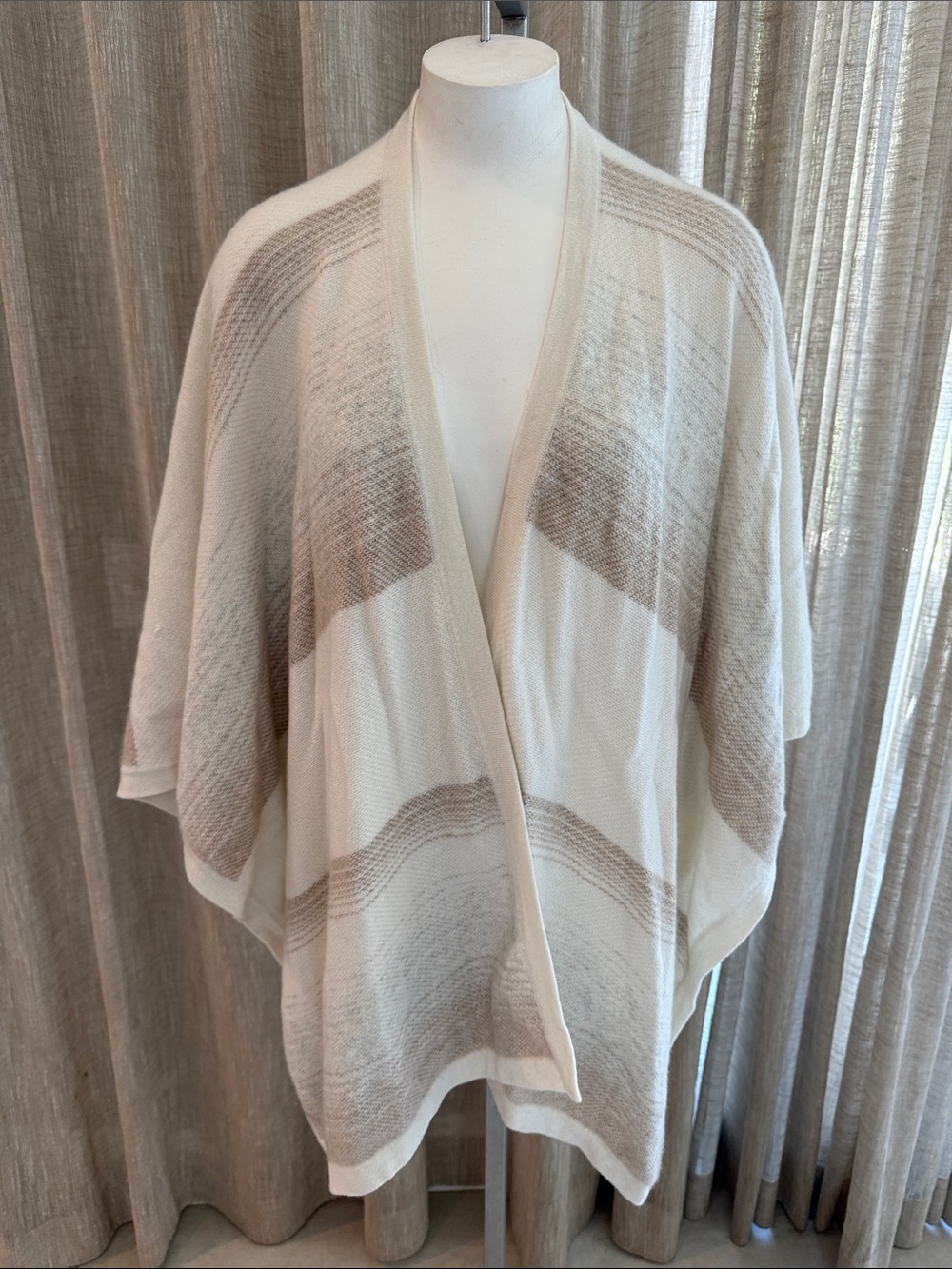 NWOT Cream & Taupe Striped Open-Front Knit Poncho O/S